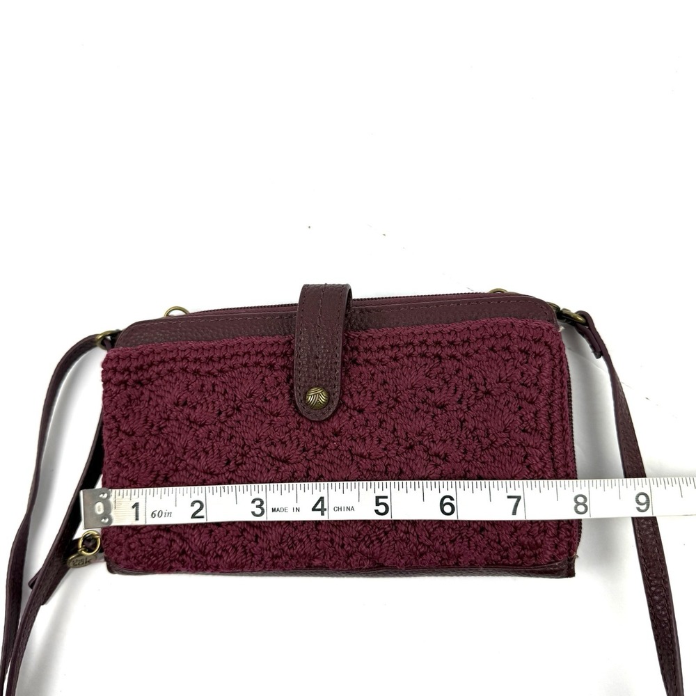 The Sak Iris Crochet Crossbody Smartphone Wallet Burgundy Leather Knit Used Once - Picture 7 of 9